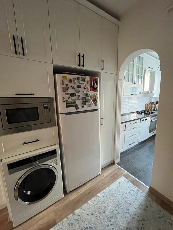Ferienwohnung Centrally Located, 2+1 House In Taksim, Cihangir Istanbul Exterior foto