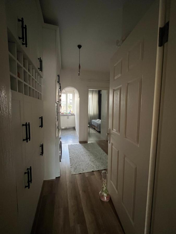 Ferienwohnung Centrally Located, 2+1 House In Taksim, Cihangir Istanbul Exterior foto