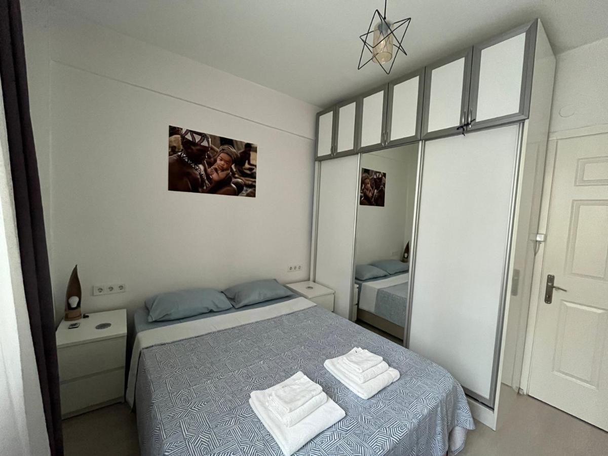 Ferienwohnung Centrally Located, 2+1 House In Taksim, Cihangir Istanbul Exterior foto